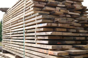 Reclaimed wood boards | Lumber